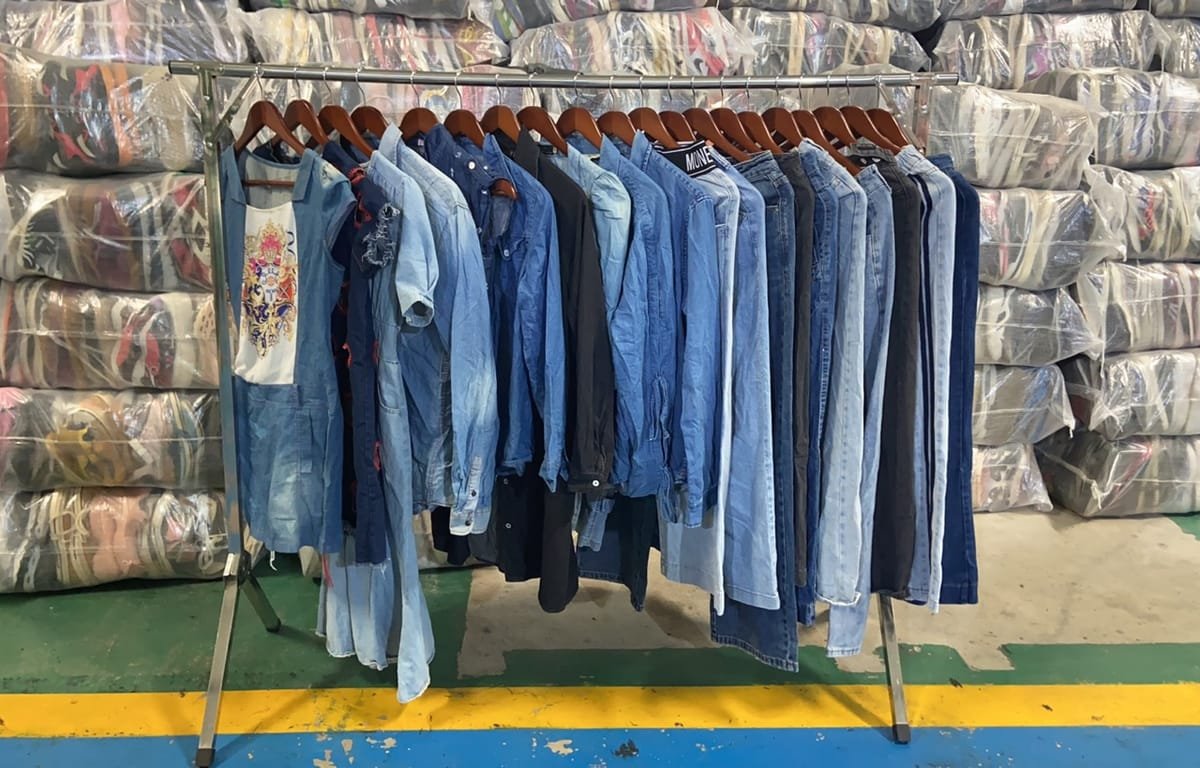 Lote de ropa de proveedor chino
